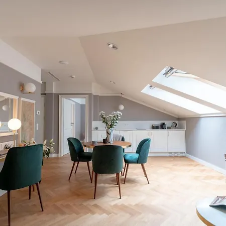 Willawawel - Loftaffair Collection